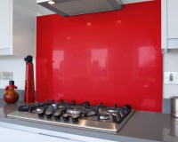 blood-red-m-coloured-glass-hob-splashbacks-web_200